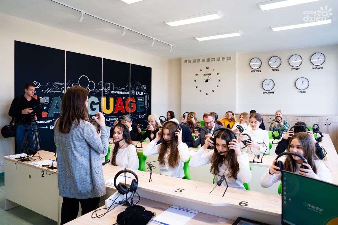 Nowa pracownia do nauki języków w Jedlińsku Nowa pracownia do nauki języków w Jedlińsku