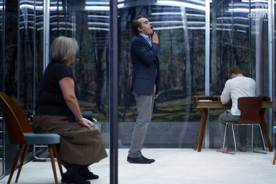 Nowa premiera w radomskim teatrze. To spektakl "Ostatni" w reżyserii Antona Malikova Nowa premiera w radomskim teatrze. To spektakl "Ostatni" w reżyserii Antona Malikova