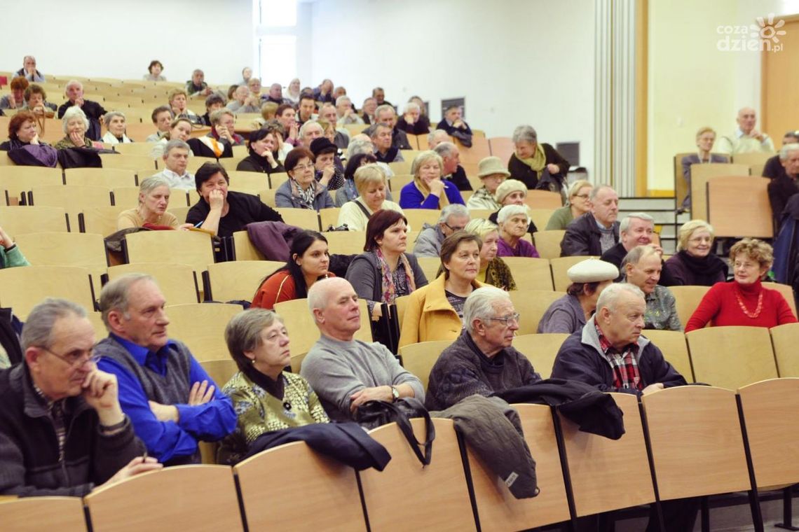 Nowa rada nadzorcza Radomskiej Spółdzielni Mieszkaniowej Nowa rada nadzorcza Radomskiej Spółdzielni Mieszkaniowej
