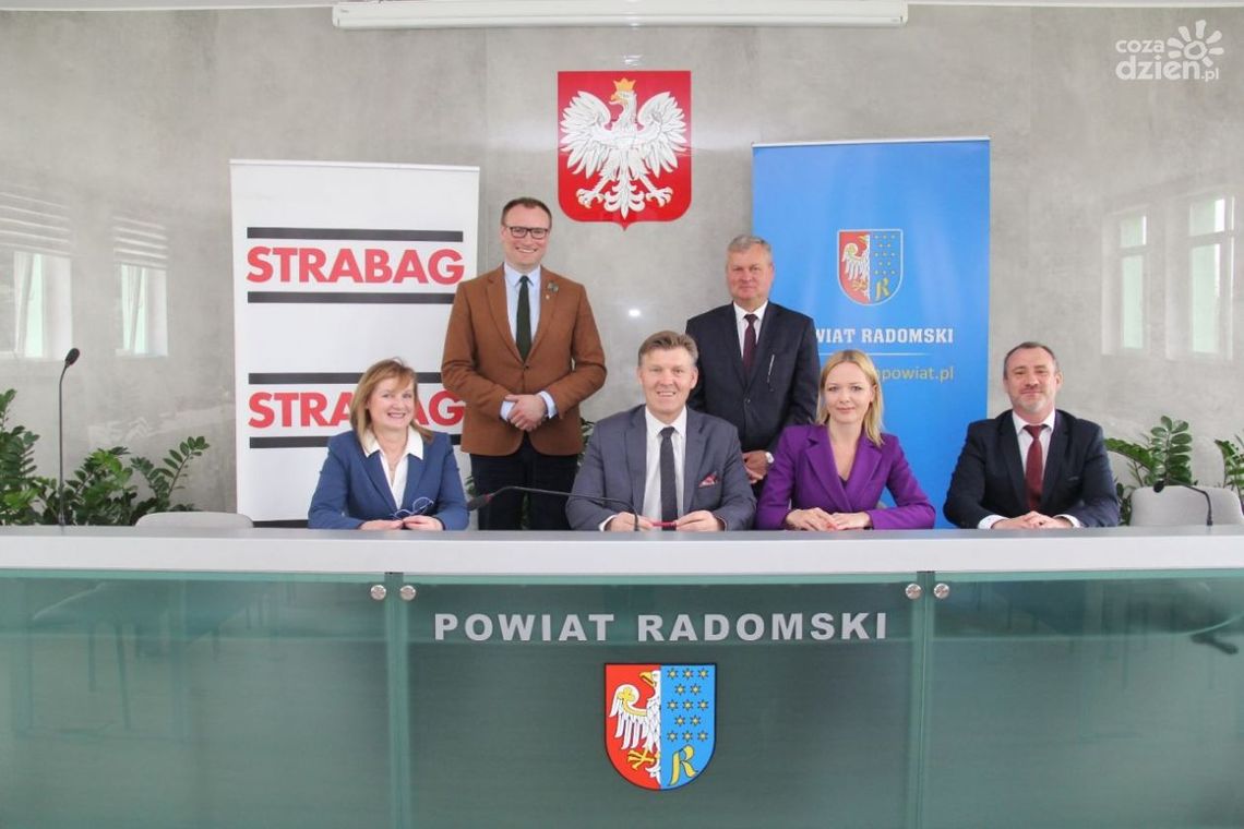 Nowe drogi w powiecie radomskim. Umowy podpisane