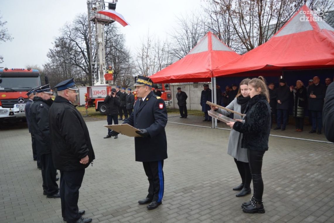 Nowe jednostki w KSRG, do OSP i PSP trafiły wozy