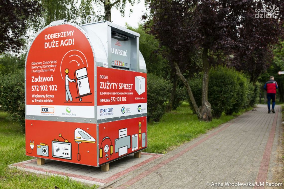 Nowe kontenery na zużyty sprzęt elektryczny już w Radomiu Nowe kontenery na zużyty sprzęt elektryczny już w Radomiu