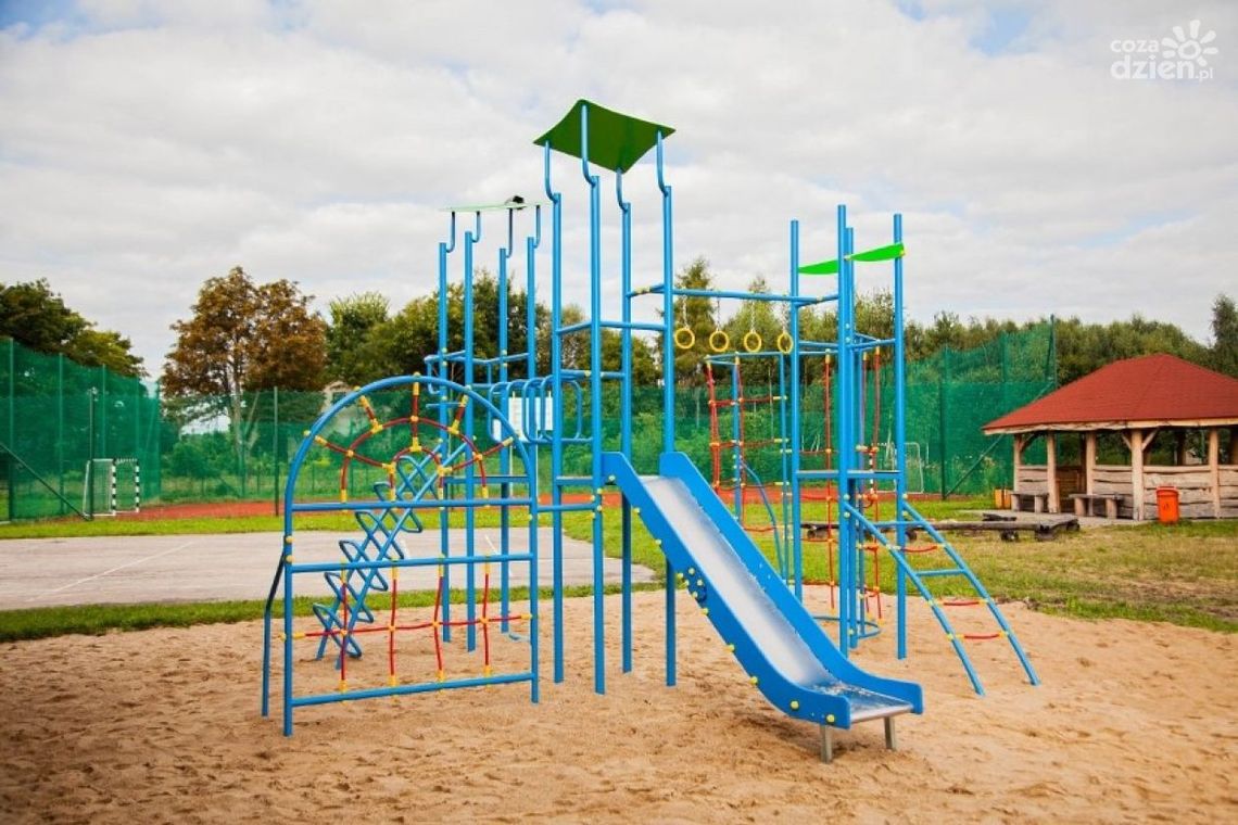 Nowe place zabaw na terenie Przysuchy