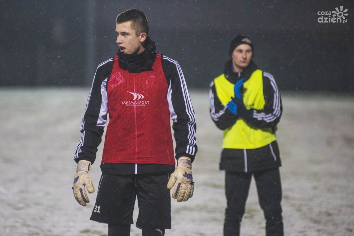 Nowi piłkarze na testach w Broni 