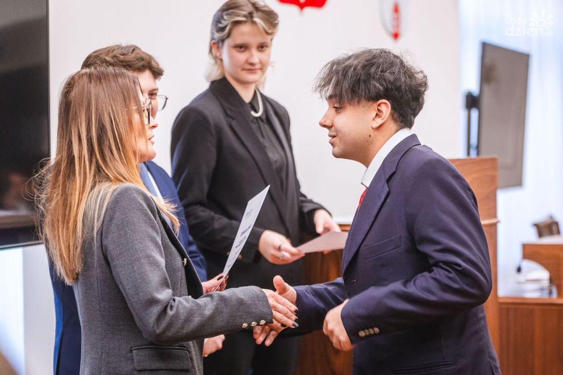 Nowi radni Młodzieżowej Rady Miasta Radomia