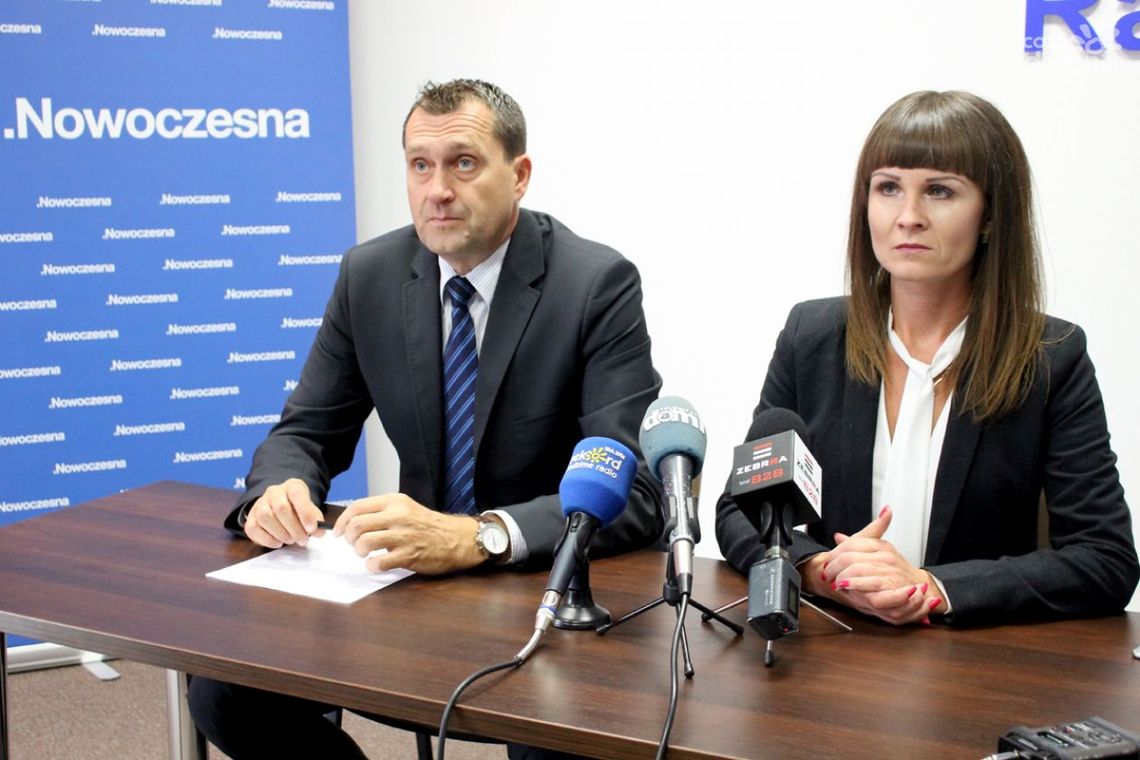 Nowoczesna przeciwko wprowadzanej reformie Nowoczesna przeciwko wprowadzanej reformie