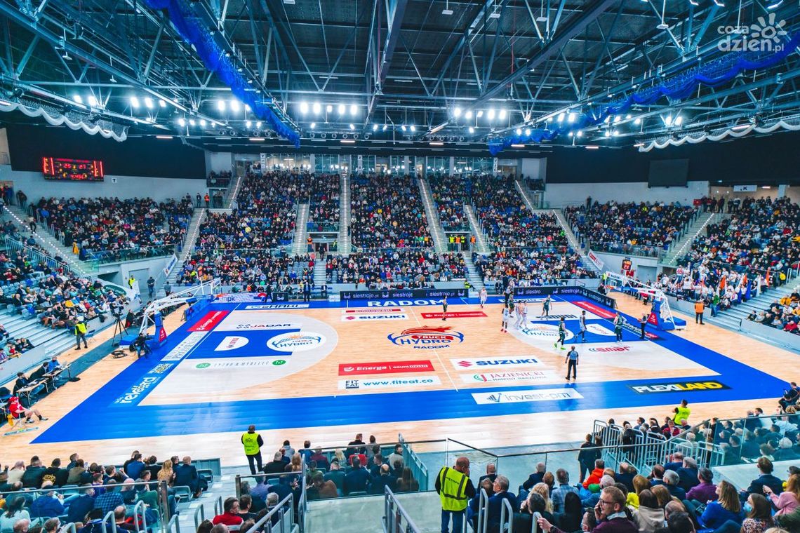 Noworoczny mecz HydroTrucku Radom w hali Radomskiego Centrum Sportu! Noworoczny mecz HydroTrucku Radom w hali Radomskiego Centrum Sportu!