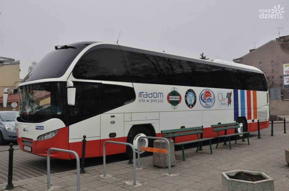 Nowy autokar dla radomskich sportowców