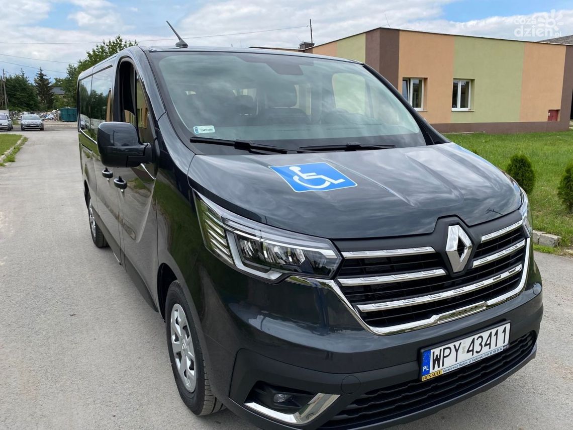 Nowy bus dla osób niepełnosprawnych w gminie Przysucha