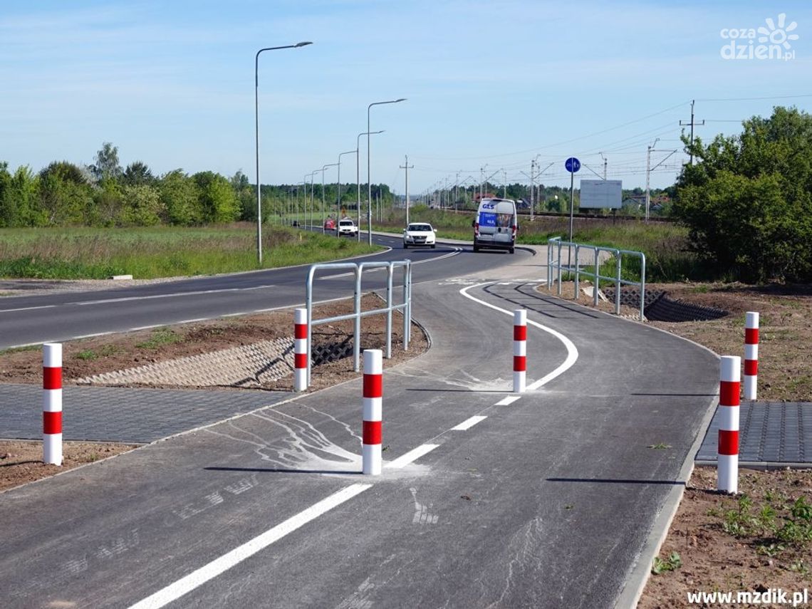 Nowy ciąg pieszo-rowerowy przy ul. Energetyków już dostępny dla mieszkańców Nowy ciąg pieszo-rowerowy przy ul. Energetyków już dostępny dla mieszkańców