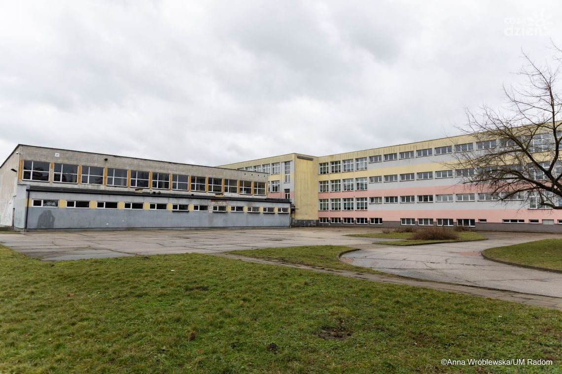 Nowy plac zabaw na Zamłyniu Nowy plac zabaw na Zamłyniu