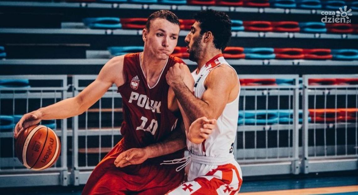 Nowy podkoszowy w HydroTrucku. Mikołaj Kurpisz podpisał kontrakt