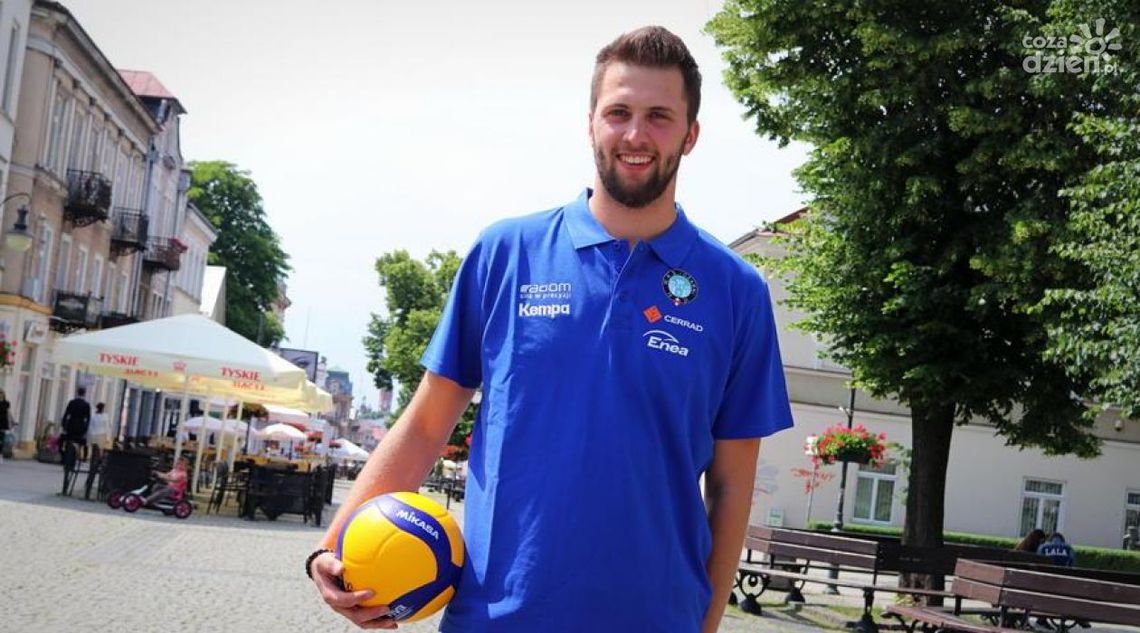 Nowy przyjmujący Cerradu Enei Czarnych. Do zespołu dołączył Artur Pasiński