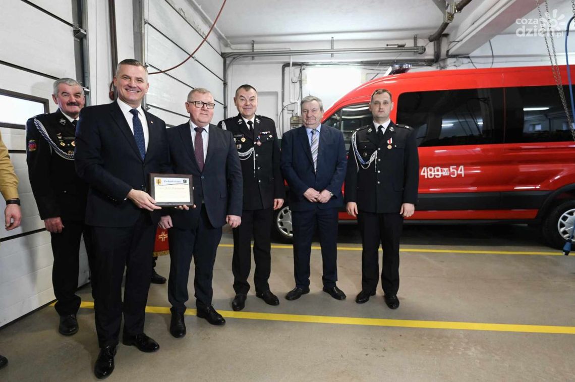 Nowy samochód dla OSP Rzeczniów