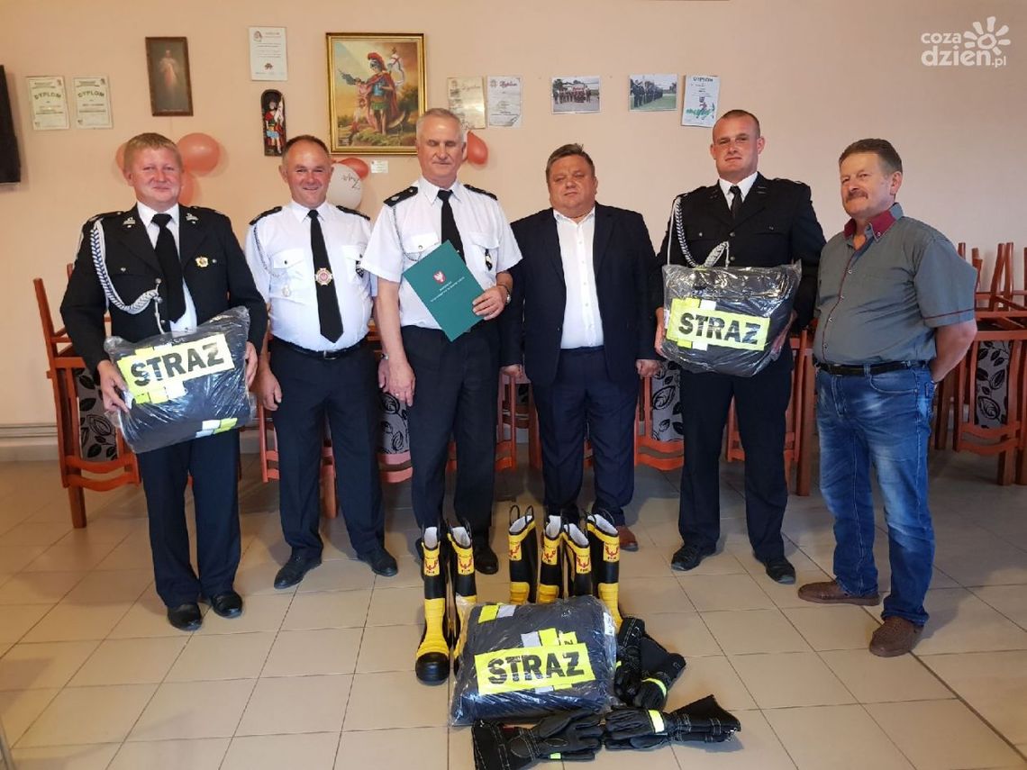 Nowy sprzęt dla OSP Rogów