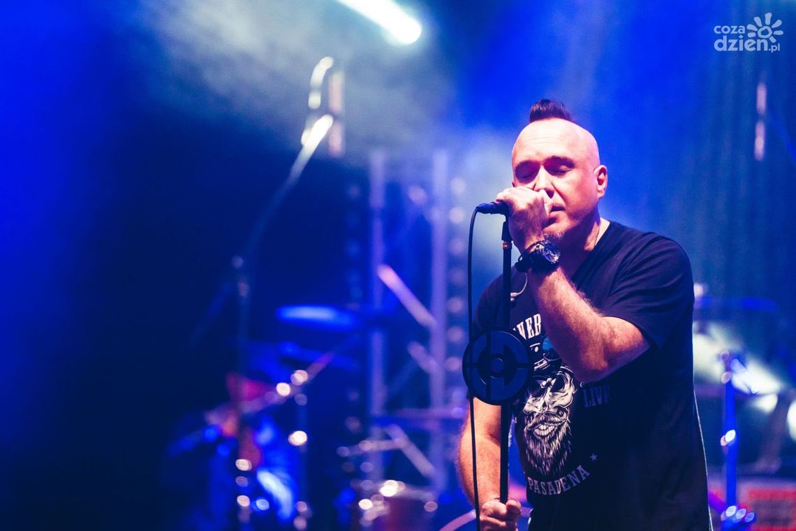 Nowy teledysk Szymona Wydry i Carpe Diem już w sieci