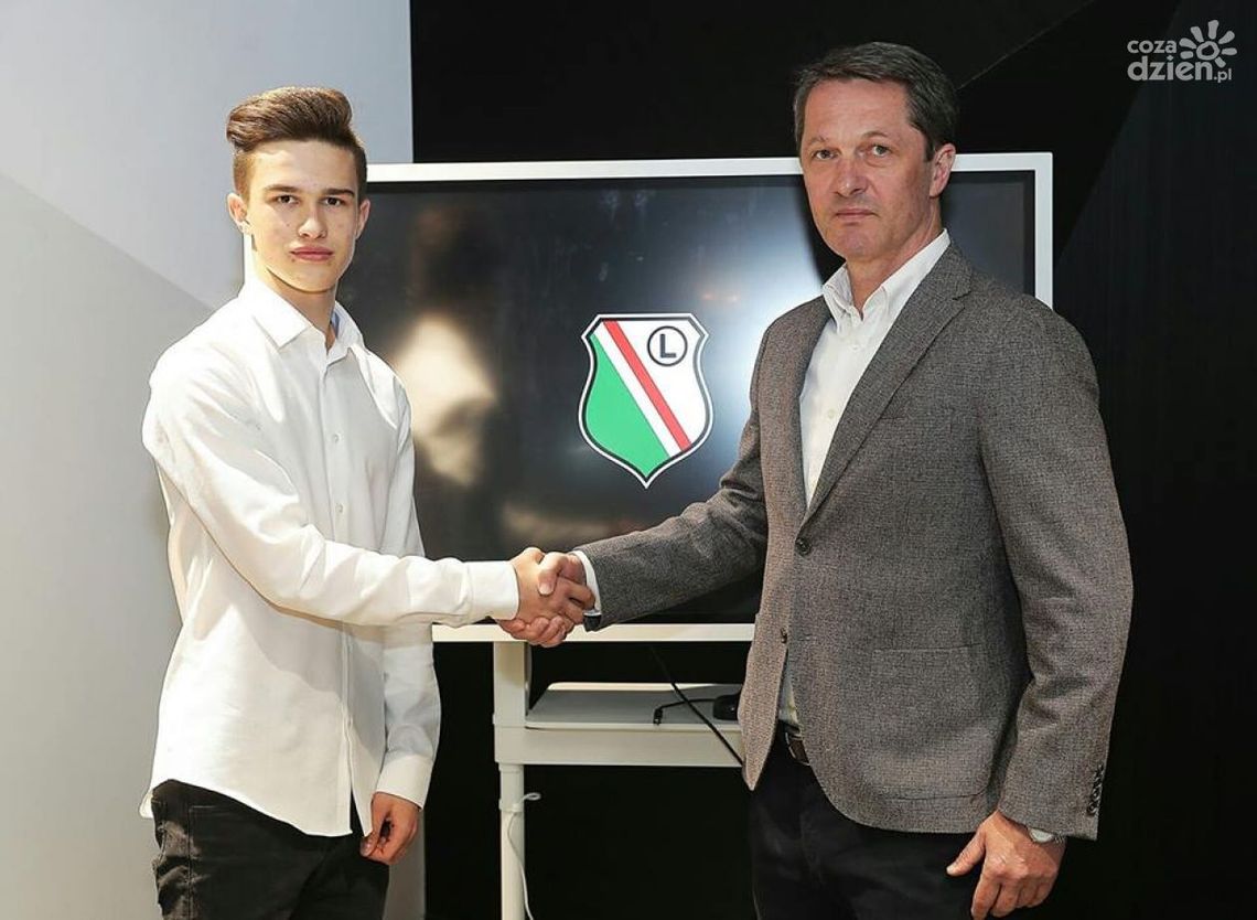 Obrońca z Jedlińska podpisał kontrakt z Legią