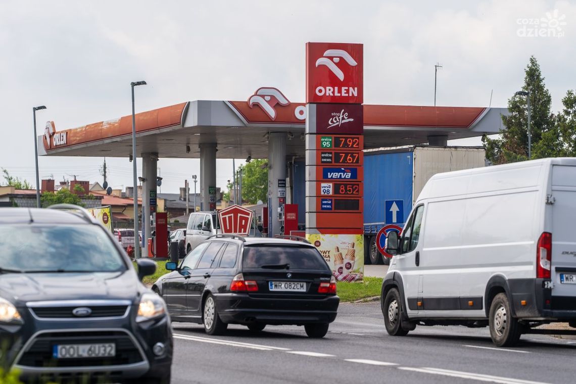 Od dziś zapłacimy mniej za tankowanie na Orlenie