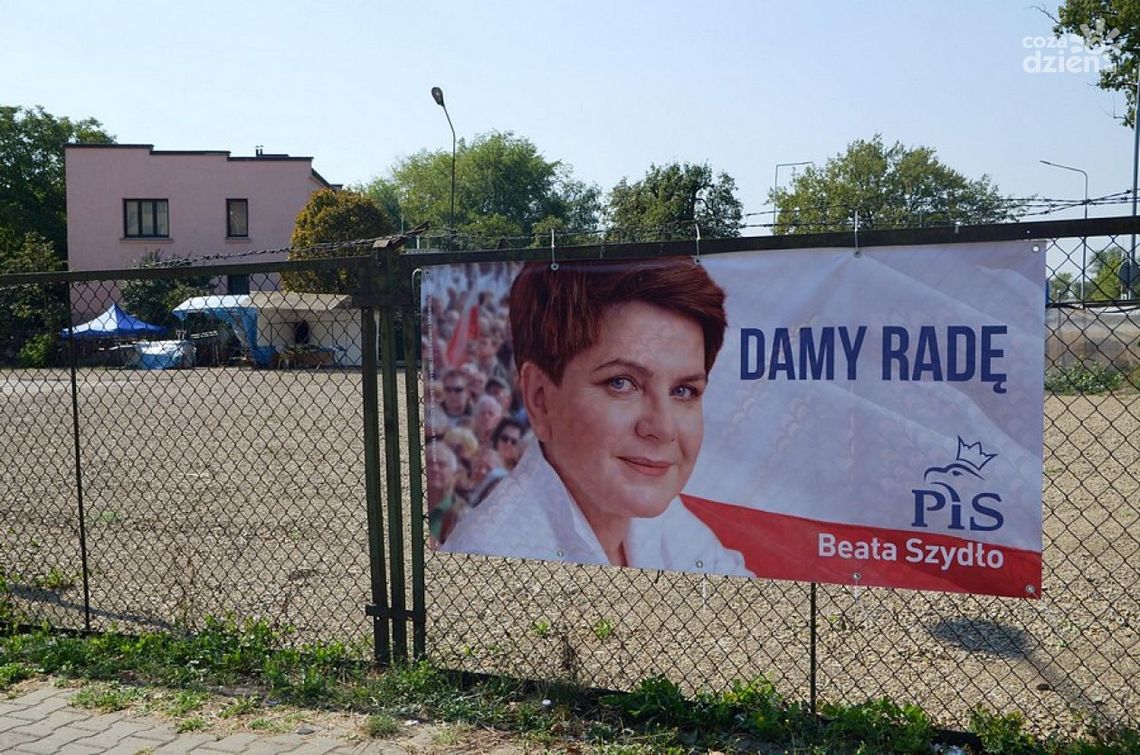 Od wywieszania banerów ruszyła kampania PiS