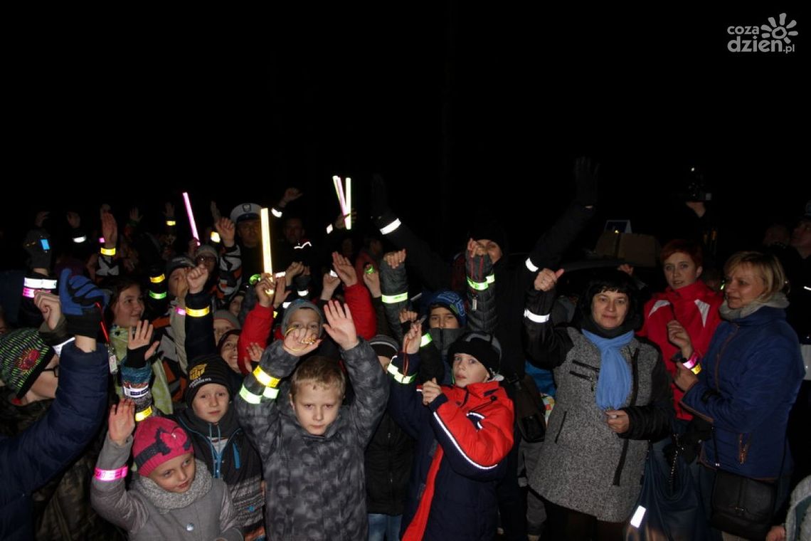 Odblaski w drodze do szkoły