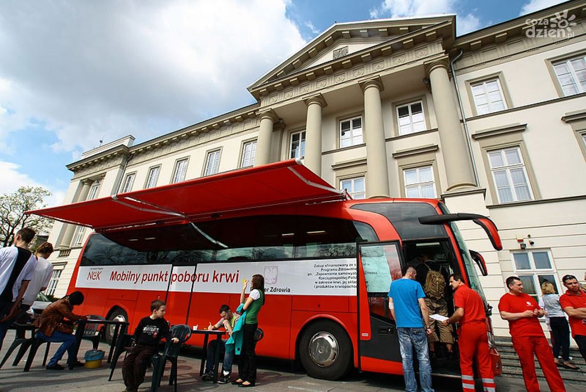 Oddajesz krew i chcesz za to pieniądze? Nie w Polsce