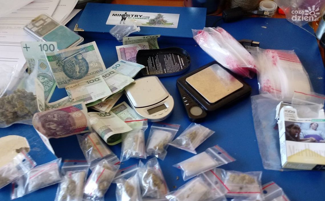 Odpowie za posiadanie narkotyków