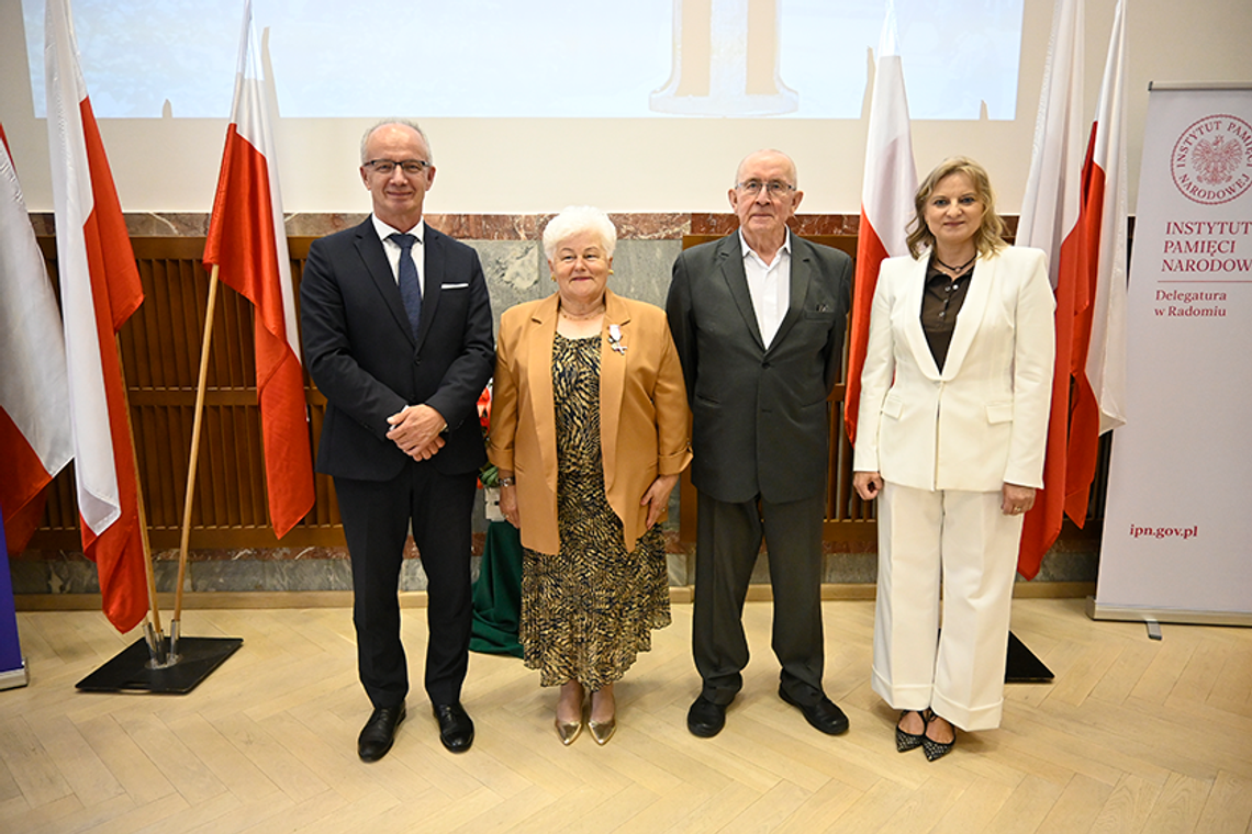 Odznaczenia dla działaczy opozycji