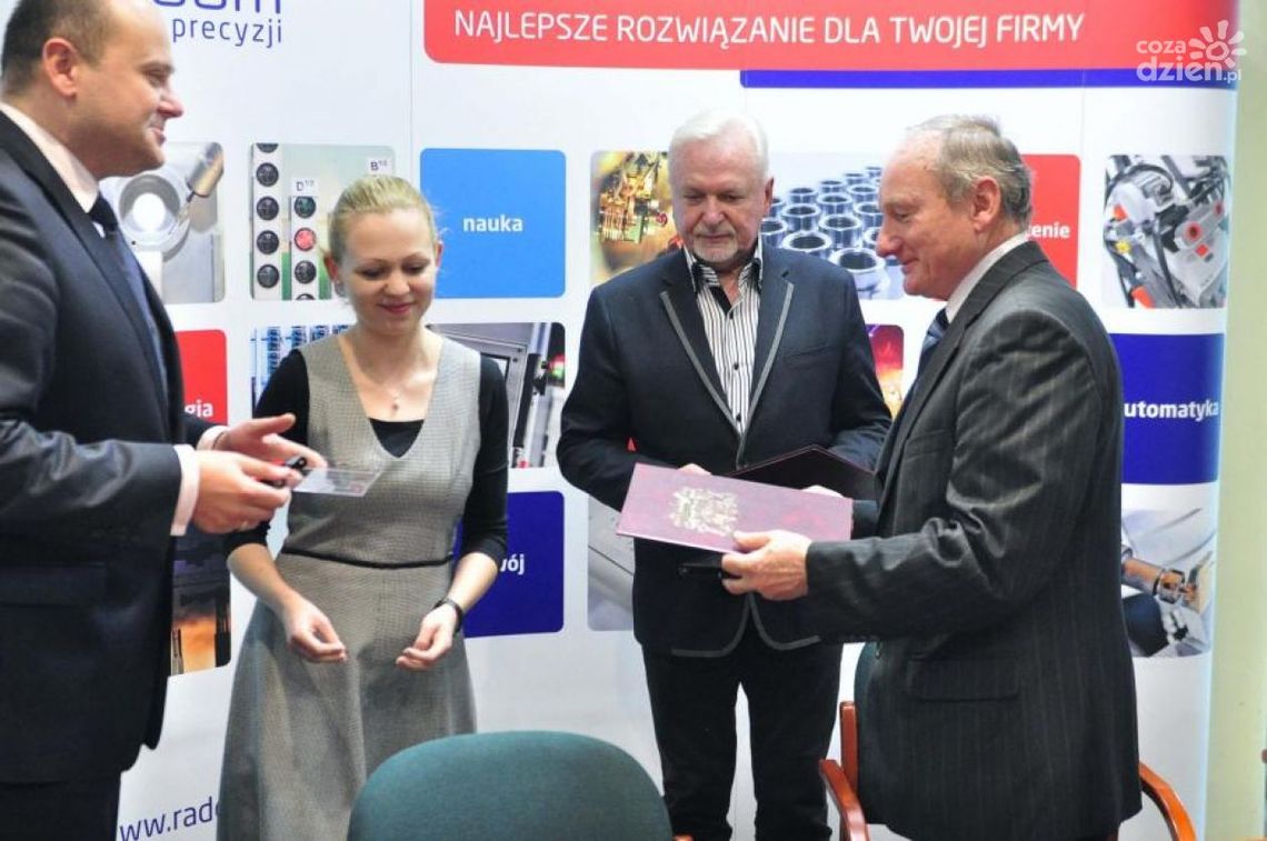 Odznaczenia za pomnik Legionisty