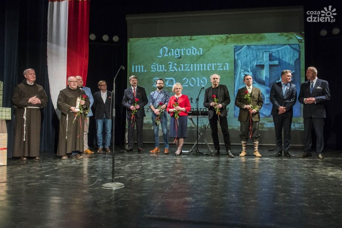 Ojcowie Bernardyni nagrodzeni Ojcowie Bernardyni nagrodzeni