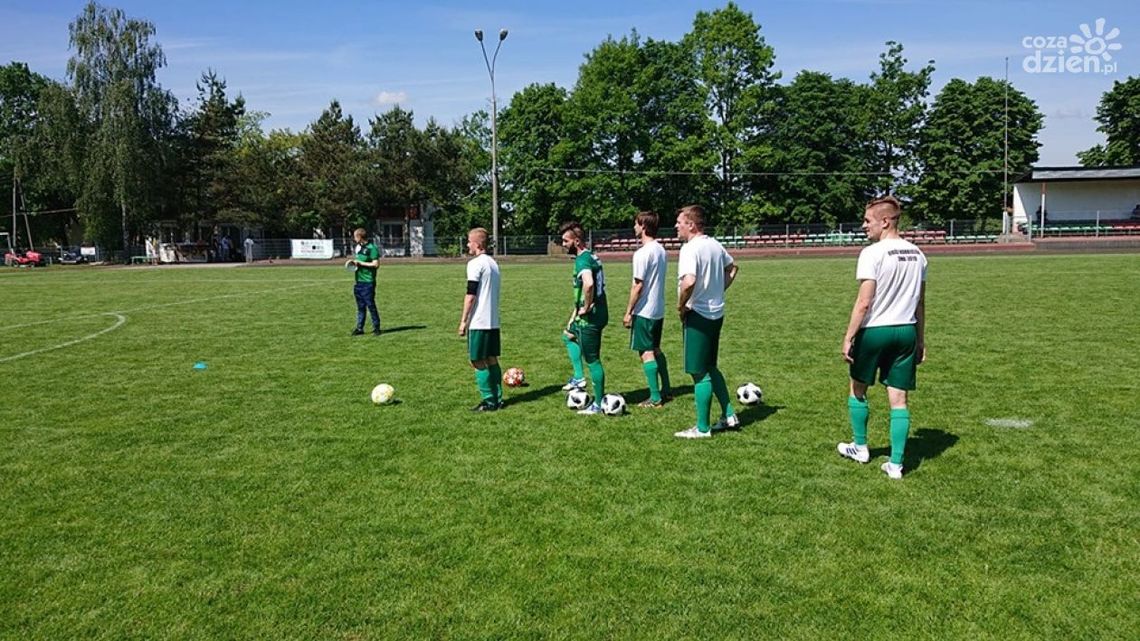 Okręgówka. Popiel bohaterem Zamłynia, Barzyński Prochu