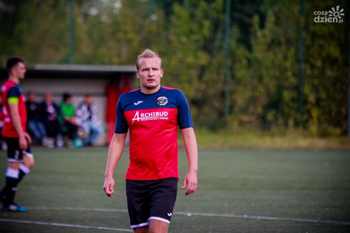 Okręgówka. "Walec" z Zamłynia jedzie do Szydłowca