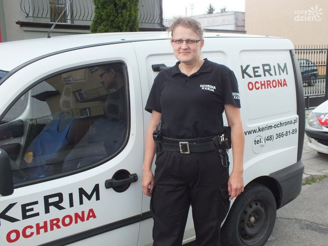 Ona potrafi obezwładnić... i pracuje w ochronie Ona potrafi obezwładnić... i pracuje w ochronie