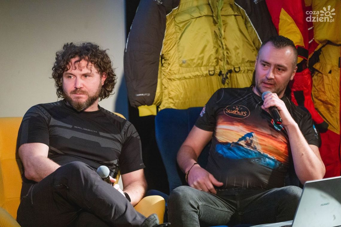 Opowiadali o szczytach w szczytnym celu 