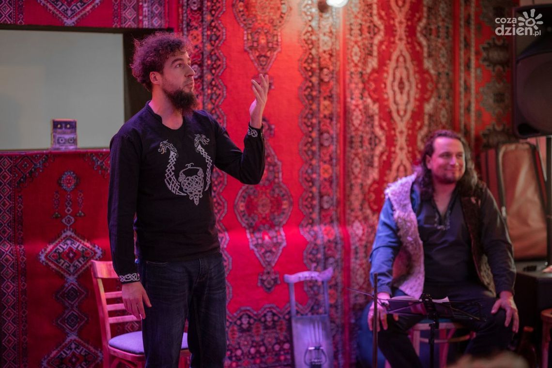 Opowiedzą o Wikingach i niedźwiedziach polarnych