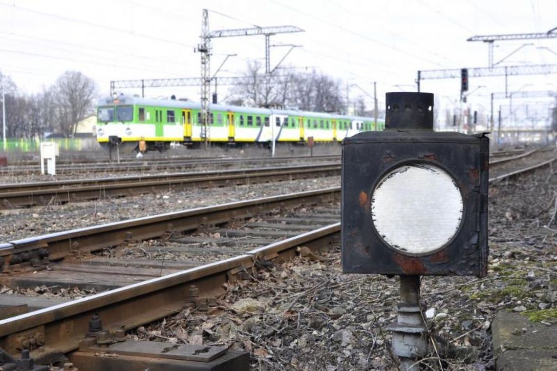 Opóźnienie przy remoncie lini Radom - Warszawa