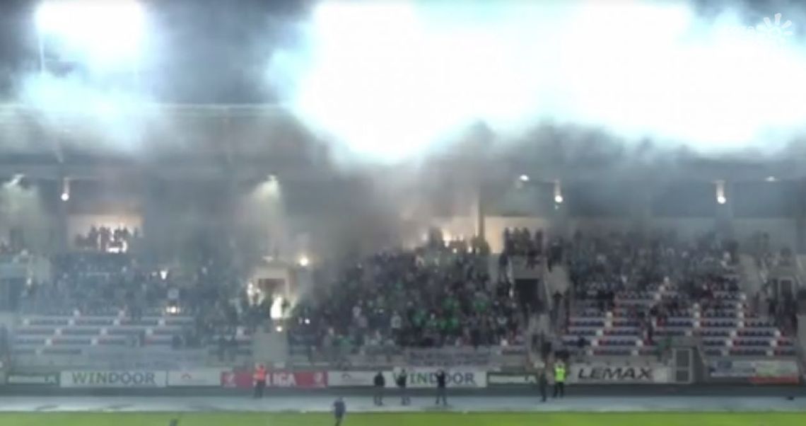 Oprawa Radomiaka na derbach z Bronią (WIDEO)