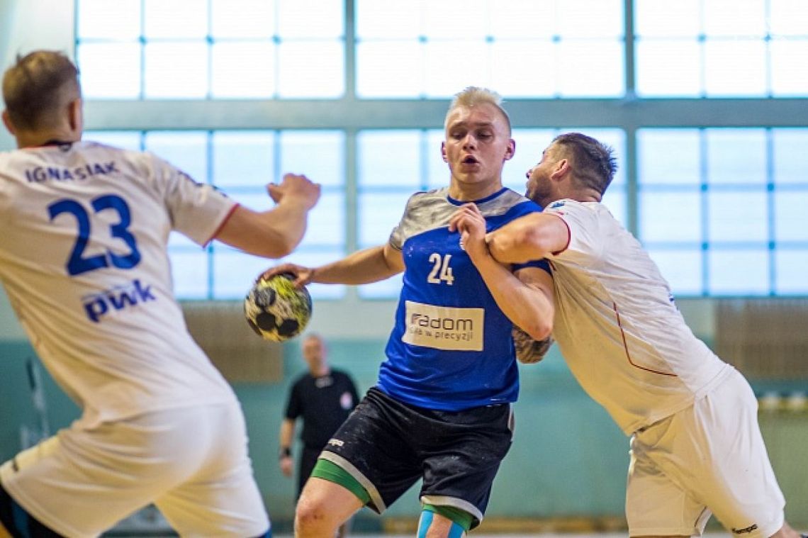 Orlęta poskromiły Warszawiankę. Uniwersytet lepszy w karnych Orlęta poskromiły Warszawiankę. Uniwersytet lepszy w karnych