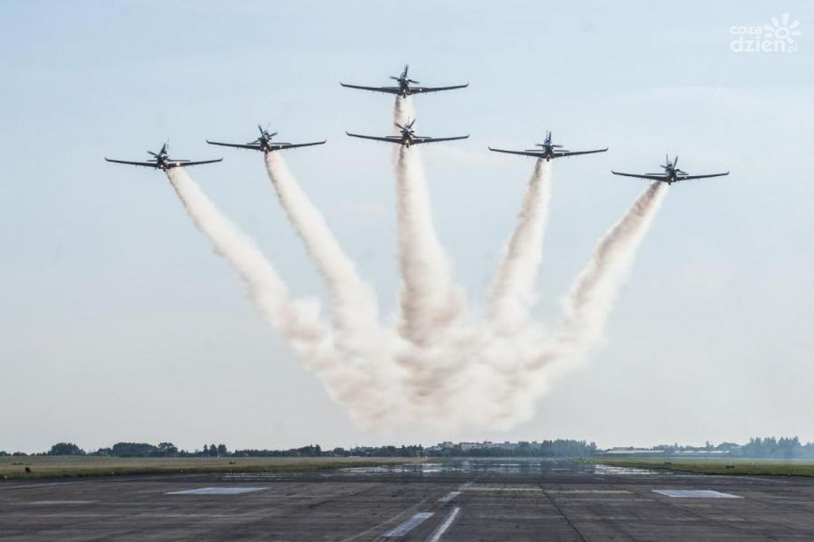 Orliki trenują do Air Show [WIDEO]