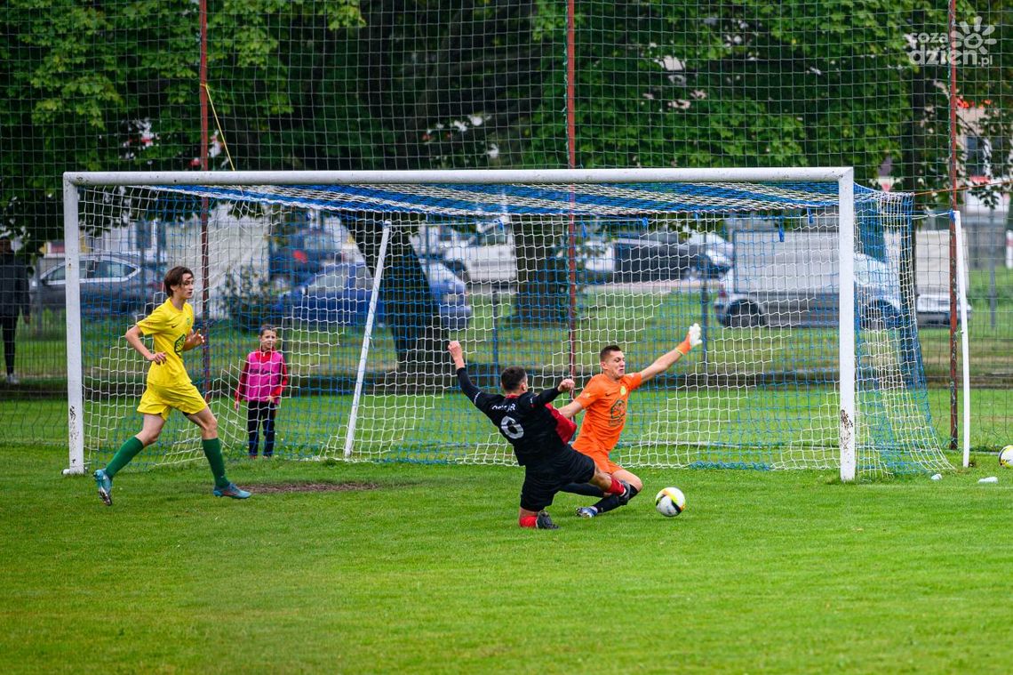 Oskar Przysucha z czterema golami i trzema punktami w meczu z Marcovią Marki Oskar Przysucha z czterema golami i trzema punktami w meczu z Marcovią Marki