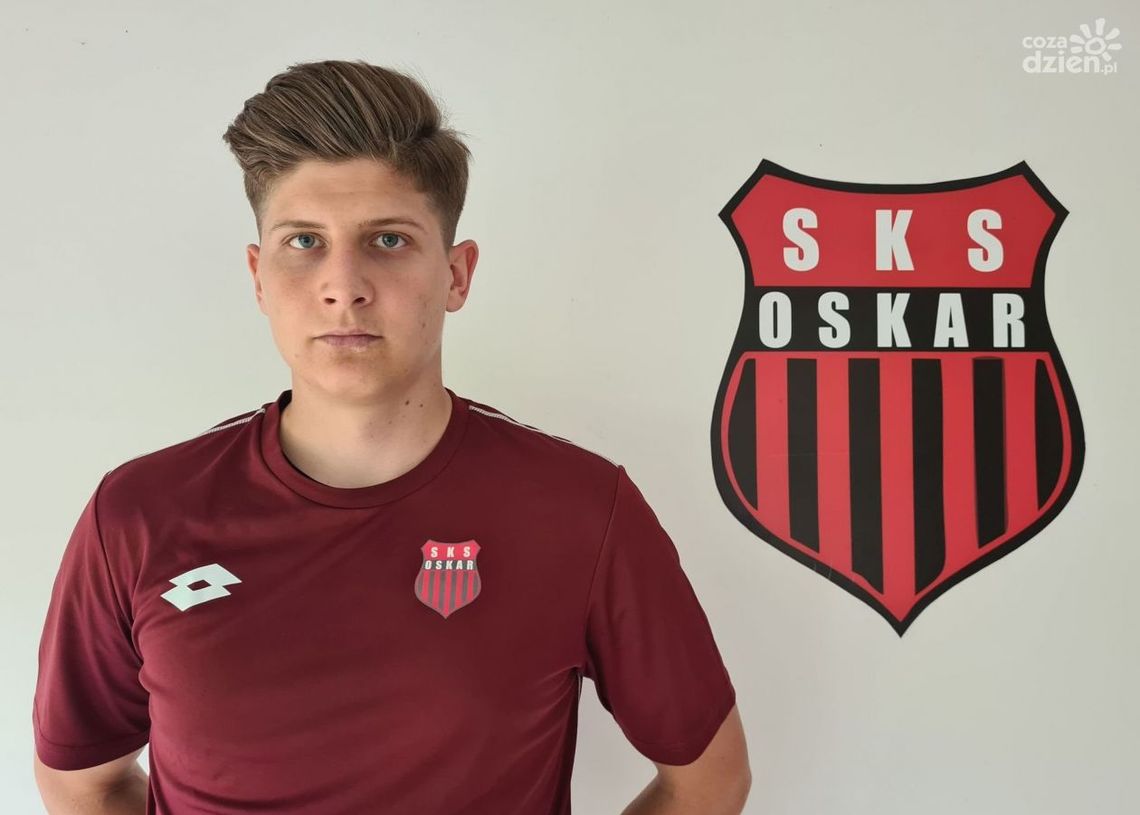 Oskar Przysucha z nowym zawodnikiem. Porażka LKS-u Promna i rezerw Radomiaka Radom