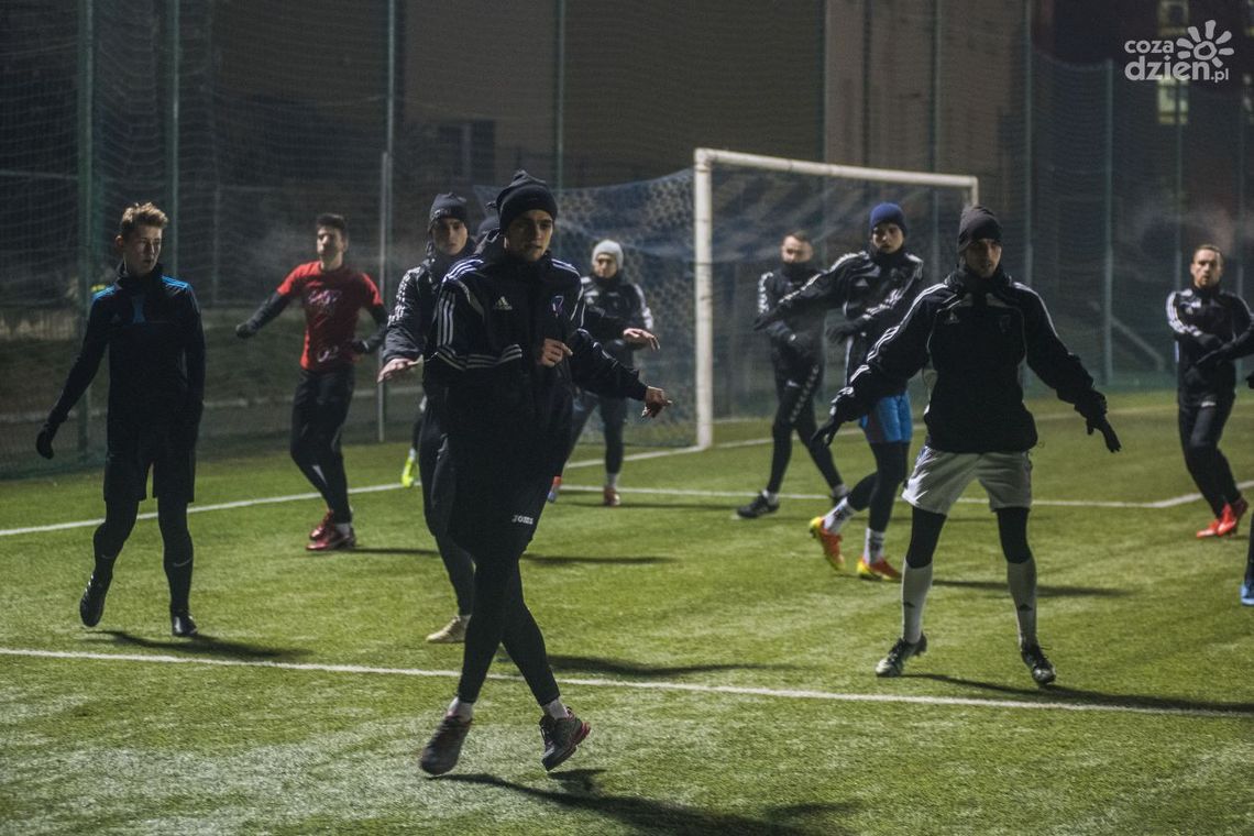 Osłabiona Broń wznowiła treningi