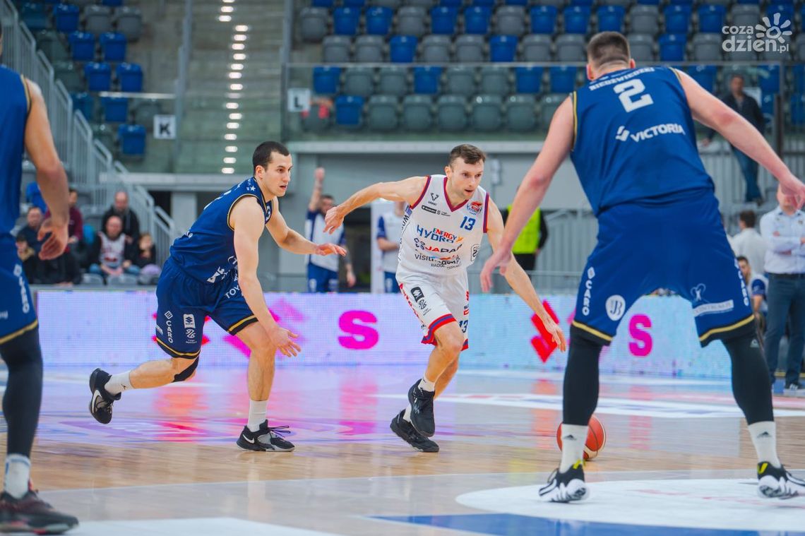 Osłabiony kadrowo HydroTruck Radom uległ wiceliderowi z Wałbrzycha