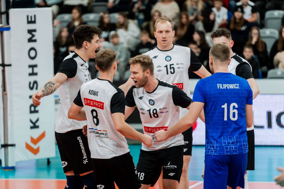 Ósma porażka Pierrota Czarnych. Tym razem radomianie przegrali w Tomaszowie Mazowieckim