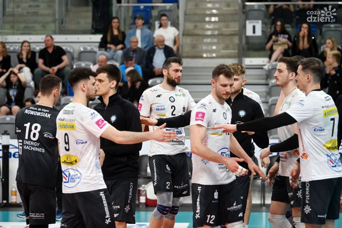 Ostatni mecz Enea Czarni Radom zakończyli tak, jak cały sezon 2023/24 PlusLigi - porażką Ostatni mecz Enea Czarni Radom zakończyli tak, jak cały sezon 2023/24 PlusLigi - porażką