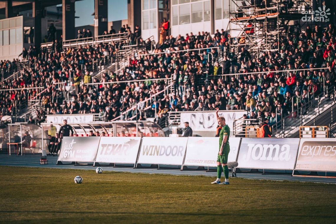 Ostatni mecz Radomiaka w Radomiu. Są już bilety na niedzielne spotkanie z Wisłą Kraków Ostatni mecz Radomiaka w Radomiu. Są już bilety na niedzielne spotkanie z Wisłą Kraków