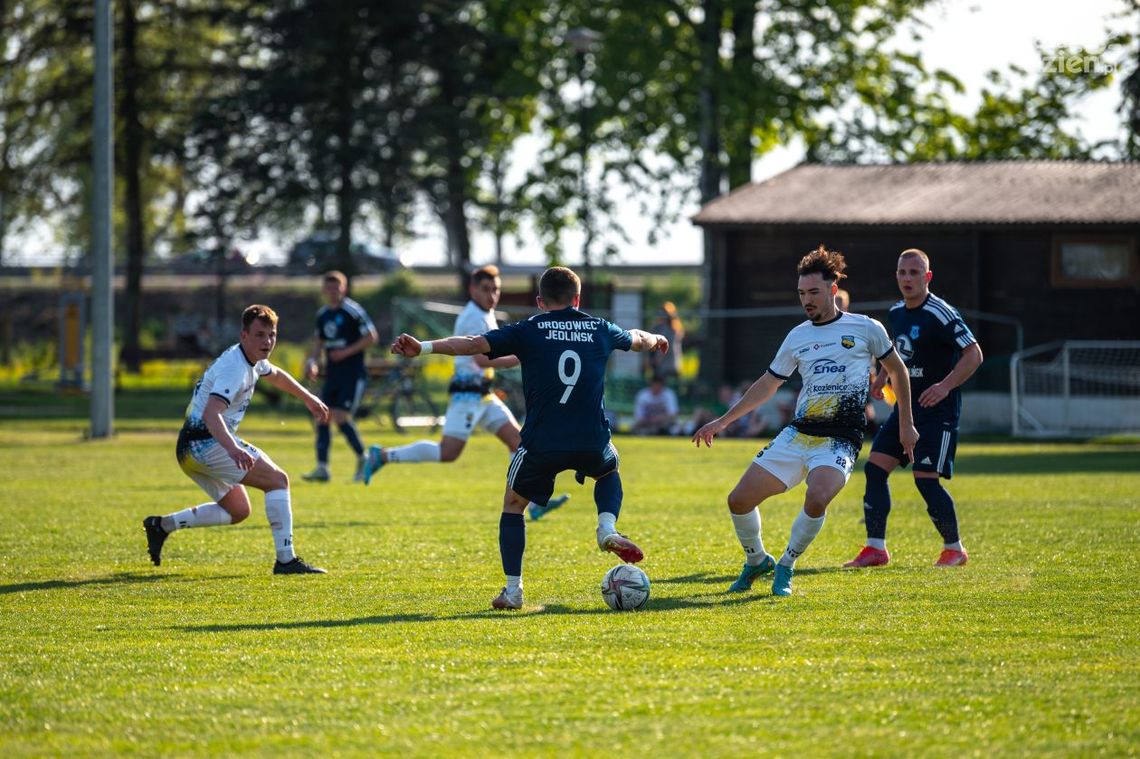 Ostatnia seria zadecyduje o awansie. Przed szansą: Drogowiec Jedlińsk i Energia Kozienice!