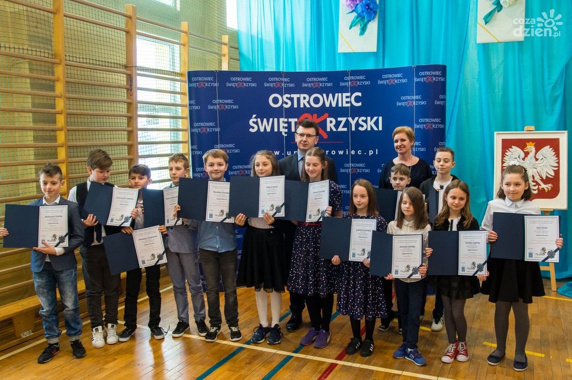 Ostrowiec Świętokrzyski. Stypendia motywacyjne rozdane