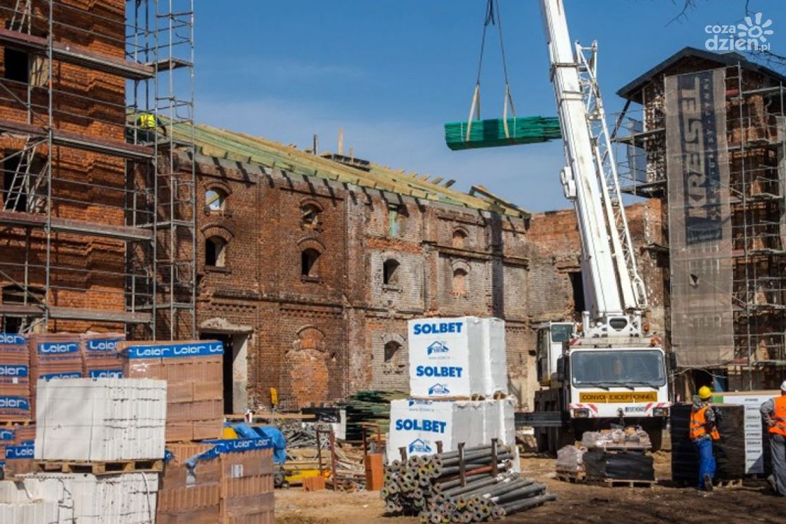 Ostrowiec Świętokrzyski. Szybkie tempo prac przy budowie Browaru Kultury