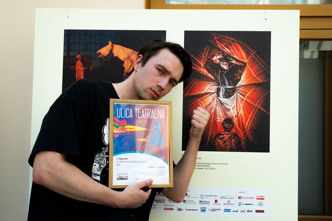 Otwarcie wystawy fotografii z Ulicy Teatralnej! Zwycięzcy konkursu na najciekawsze zdjęcie zostali nagrodzeni Otwarcie wystawy fotografii z Ulicy Teatralnej! Zwycięzcy konkursu na najciekawsze zdjęcie zostali nagrodzeni