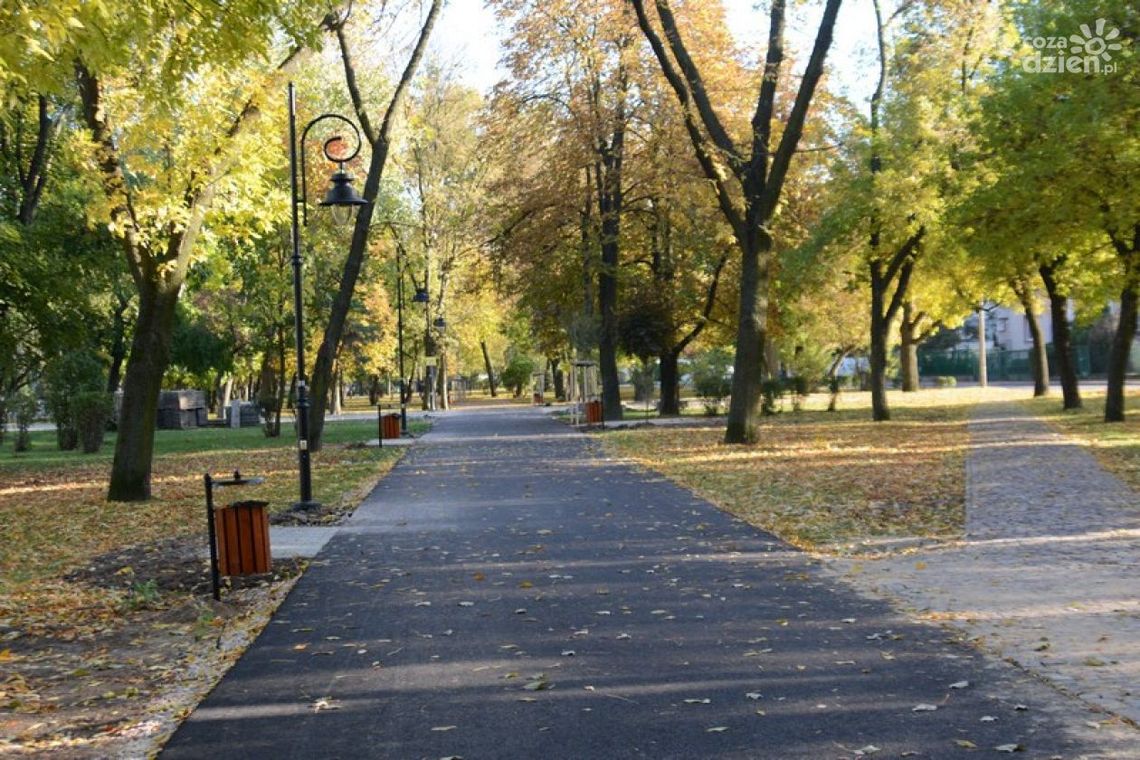 Park Planty. Jest opóźnienie Park Planty. Jest opóźnienie